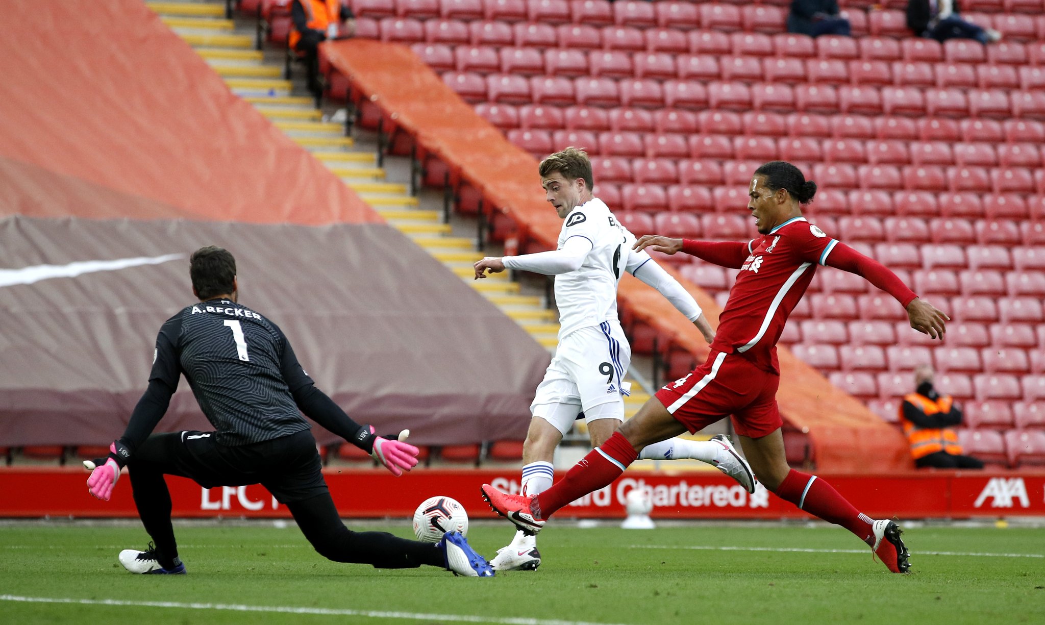 易一度成为 易一度成为